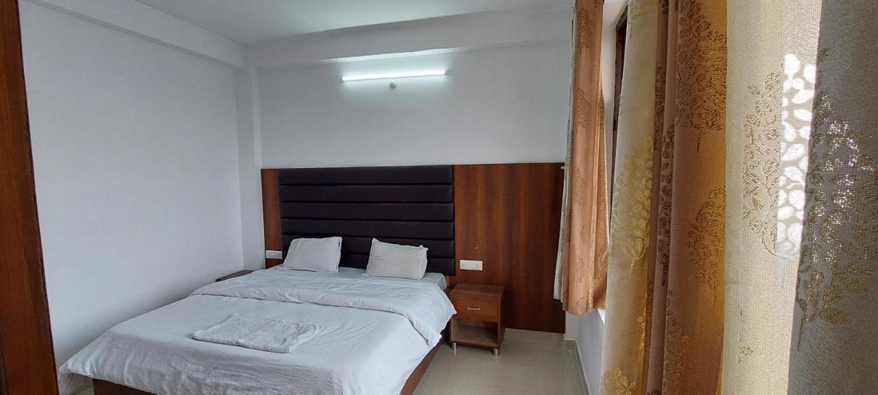 Peaceful Retreat Home Stay, דלהאוזי מראה חיצוני תמונה