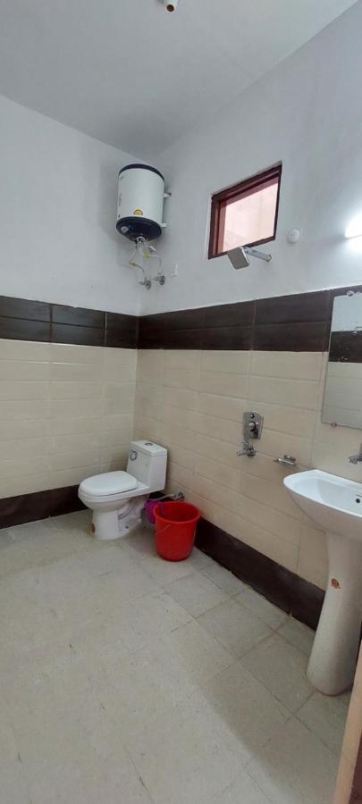 Peaceful Retreat Home Stay, דלהאוזי מראה חיצוני תמונה